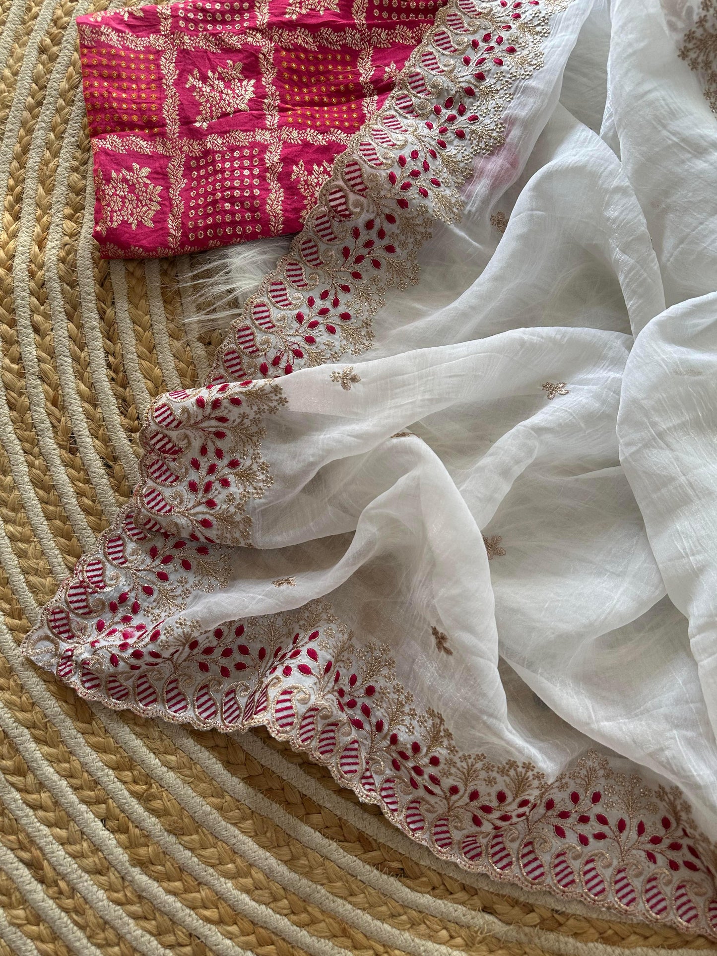 Vanilla White Pure Silk Candy Crush Saree with Embroidered Pallu & Contrast Banarasi Blouse