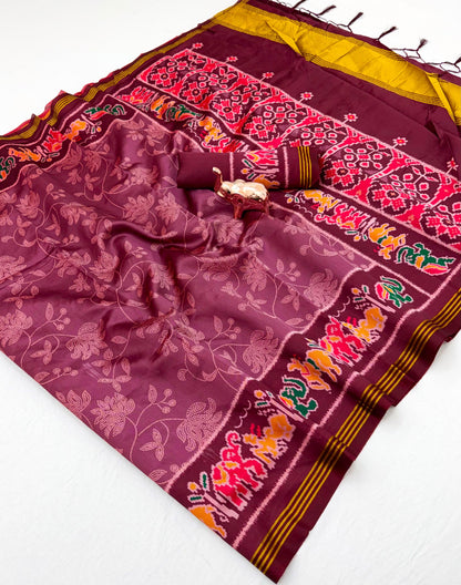 Viscose Saree with Floral Design, Multicolour Animal Motif Border and Running Blouse for Festive Wear, 6.3 Metres