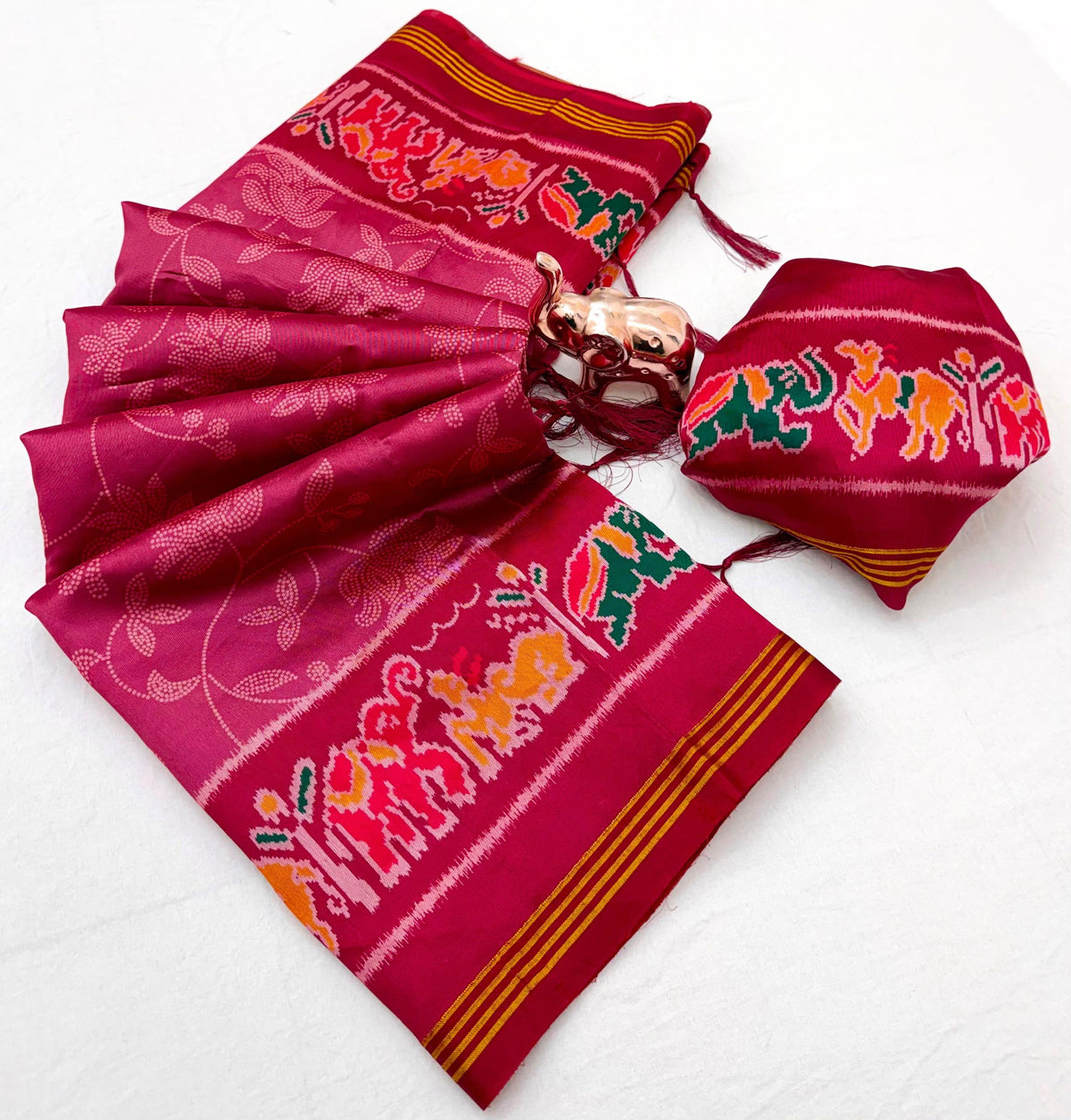 Viscose Saree with Floral Design, Multicolour Animal Motif Border and Running Blouse for Festive Wear, 6.3 Metres