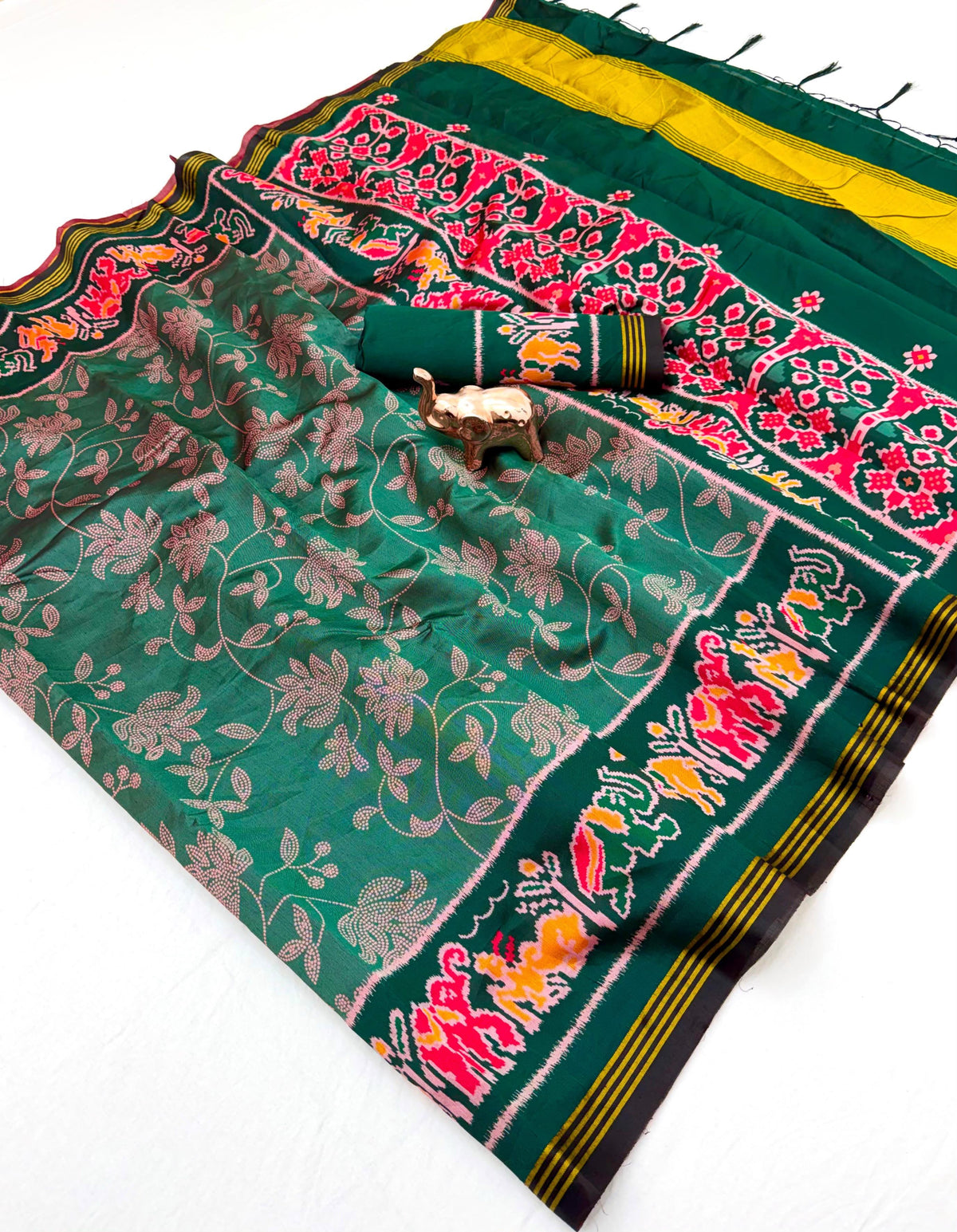Viscose Saree with Floral Design, Multicolour Animal Motif Border and Running Blouse for Festive Wear, 6.3 Metres