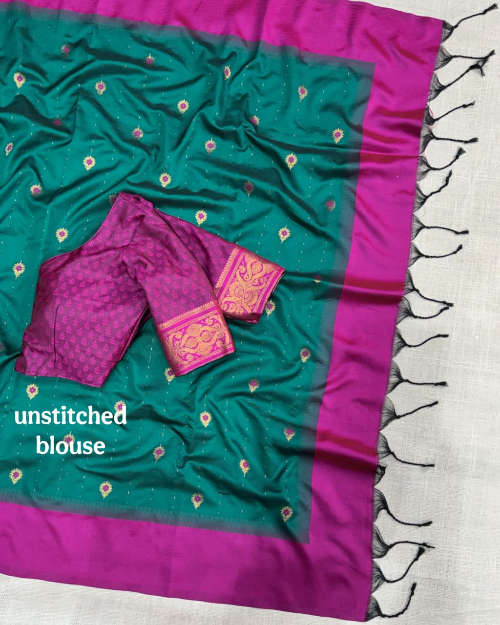 Viscose Silk Jacquard Saree with Floral Buti, Contrast Border & Running Blouse for Festive and Wedding Celebrations