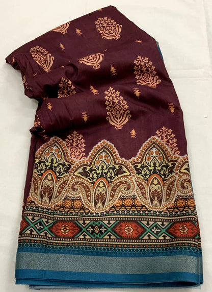 Pure Cotton Ajrakh Print Saree with Traditional Handcrafted Design – Soft & Breathable Ethnic Wear | Swaraas.in