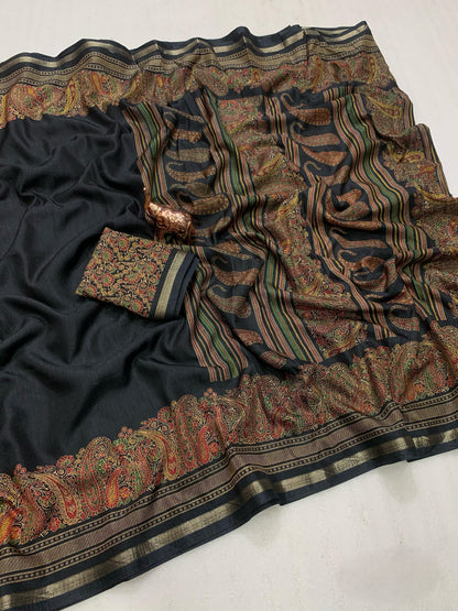 Women Ethnic Wear Printed Saree