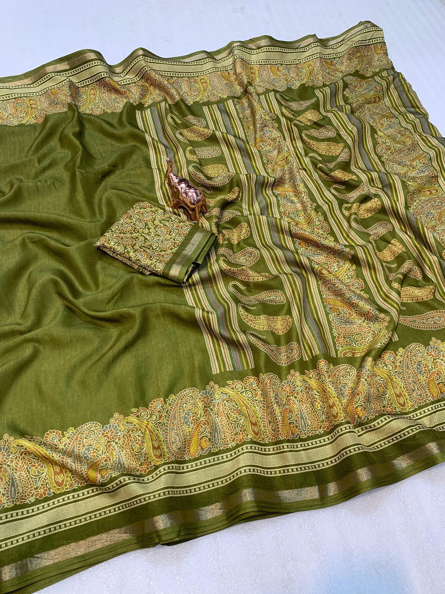 Women Ethnic Wear Printed Saree