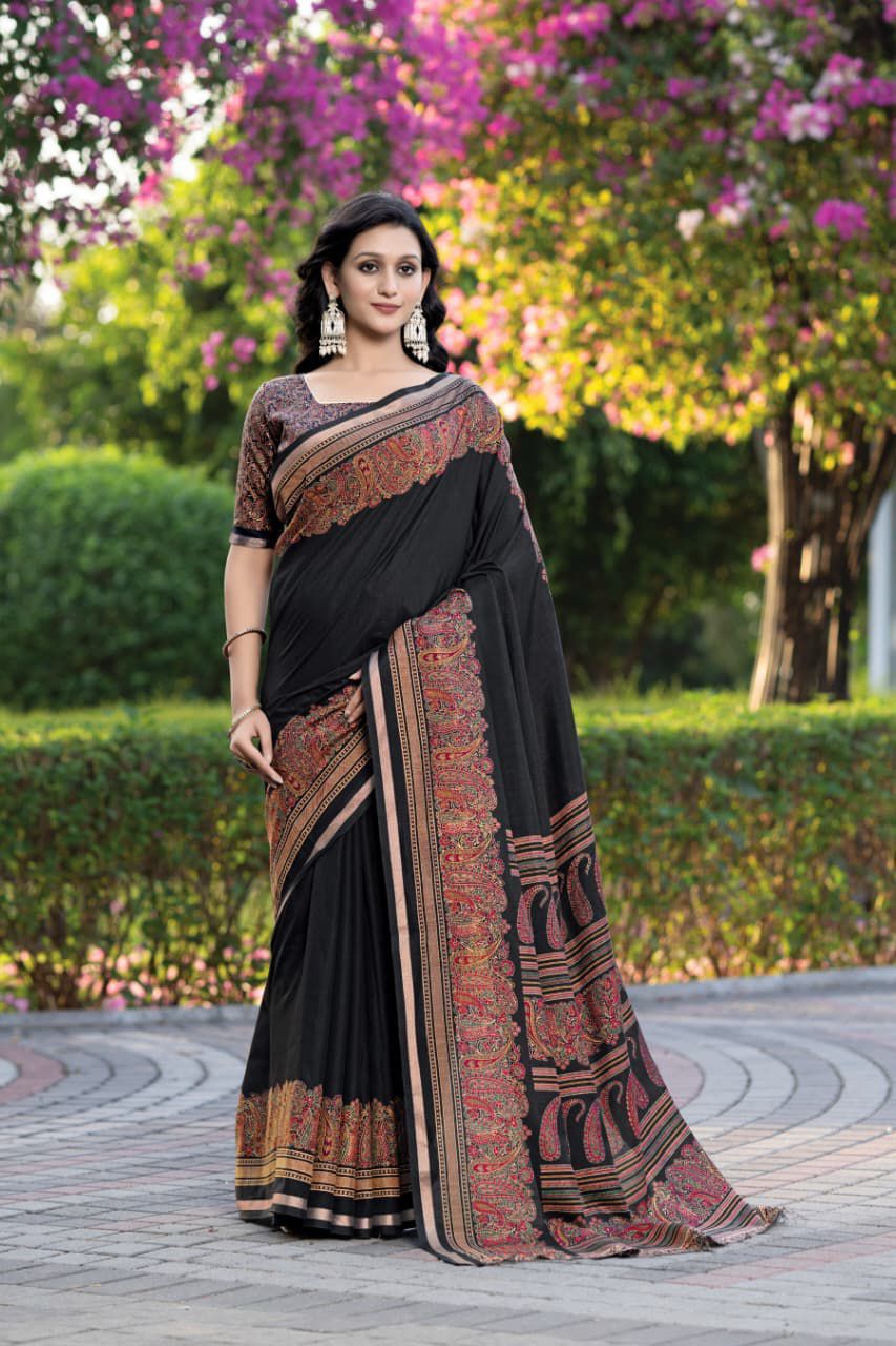Women Ethnic Wear Printed Saree