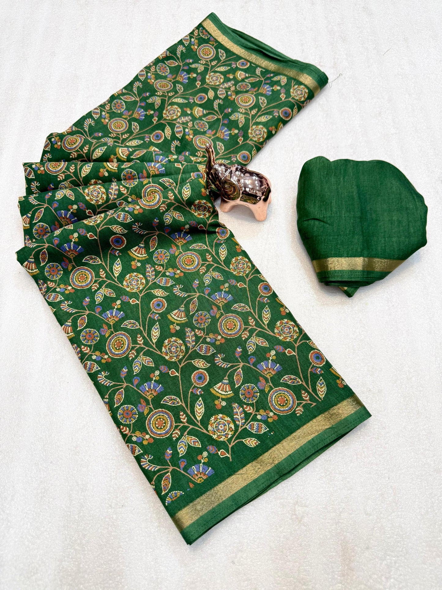 Women Printed Saree with Blouse Piece