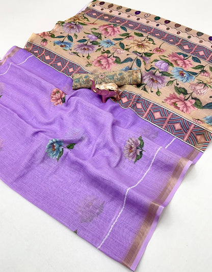 Women Floral Print Saree with Contrast Border