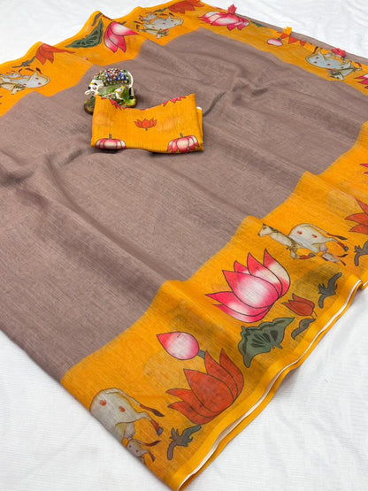 Women Floral Print Saree with Contrast Border