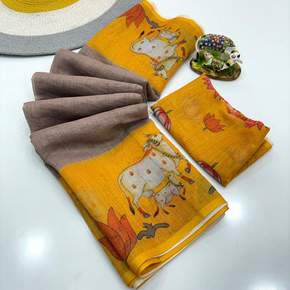 Women Floral Print Saree with Contrast Border