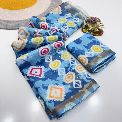 Women Floral Print Saree with Contrast Border