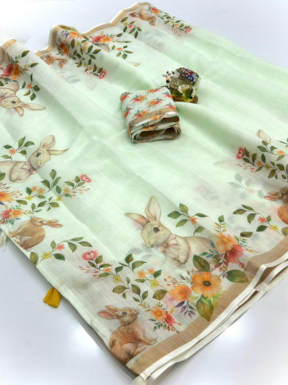 Women Floral Print Saree with Contrast Border