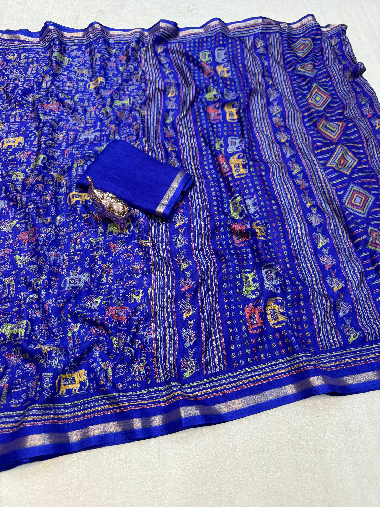 Women Printed Saree with Blouse Piece