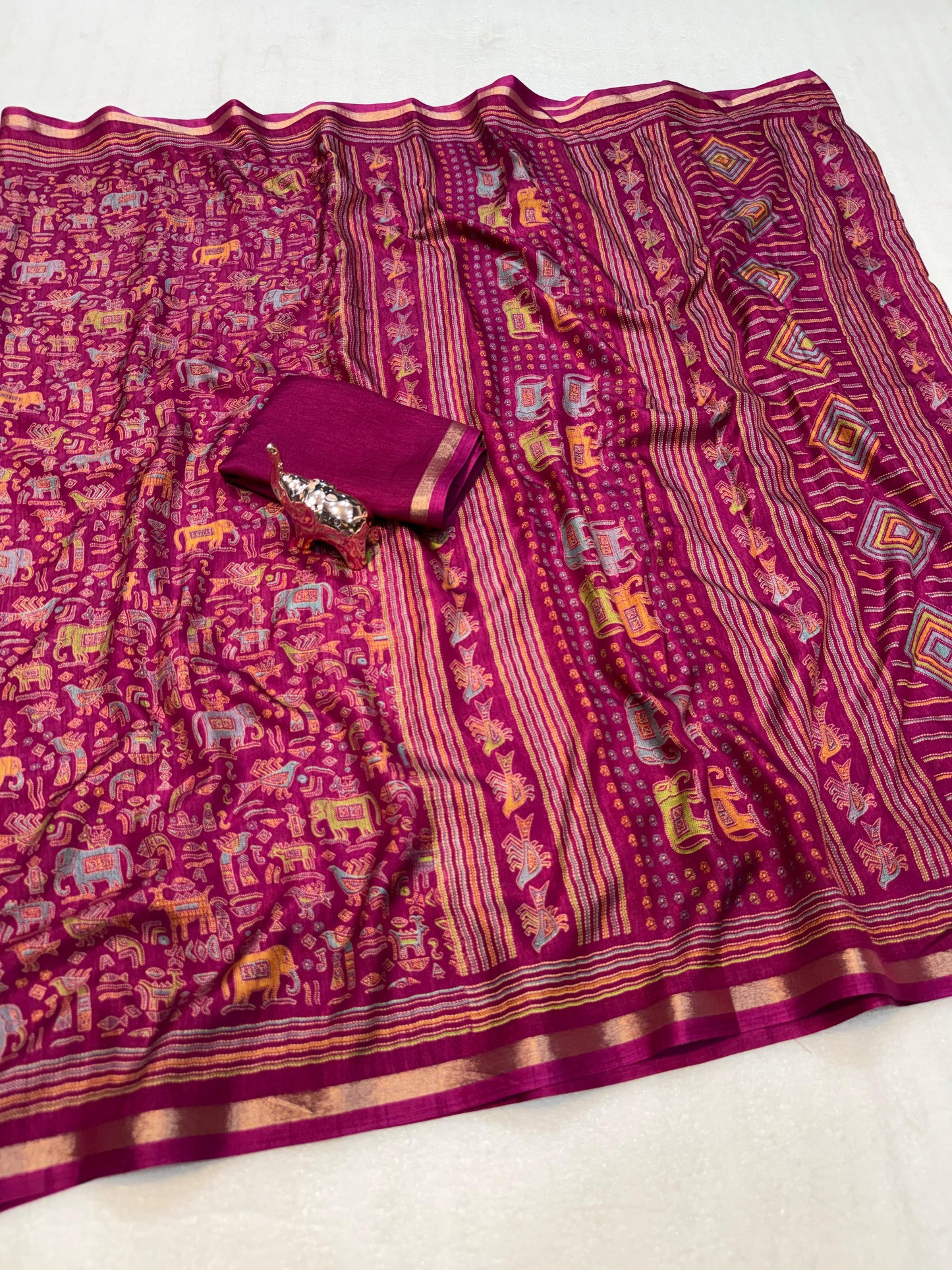 Women Printed Saree with Blouse Piece