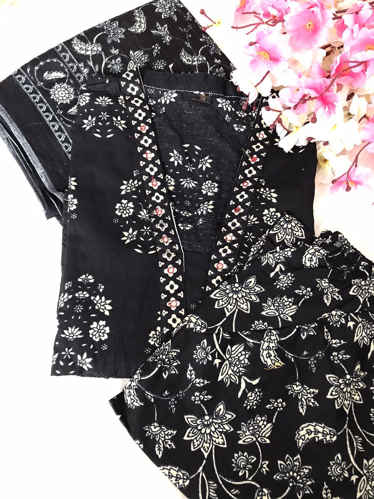 BLACK PRINTED ALINE KURTI SUIT