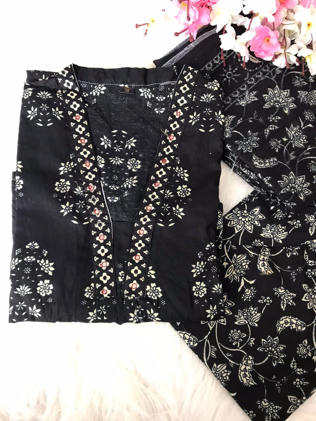 BLACK PRINTED ALINE KURTI SUIT