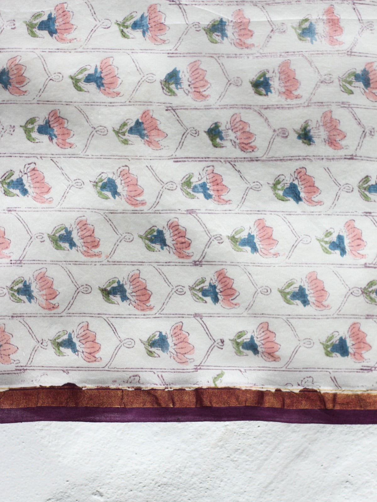 Pure Chanderi Saree With Golden Zari Piping border with beautiful latkan - Swaraas