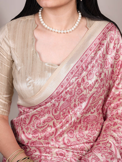 Timeless Tussar silk with graceful prints — a saree that speaks elegance in every drape 🌸