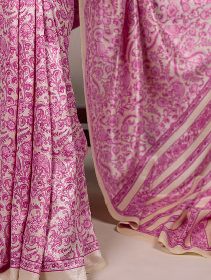 Timeless Tussar silk with graceful prints — a saree that speaks elegance in every drape 🌸