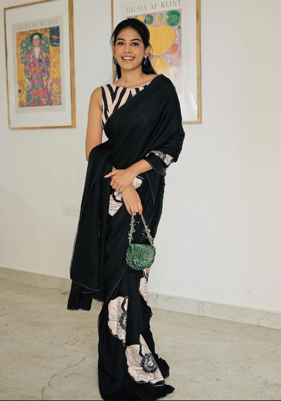 KUDOS | Modal satin floral printed saree