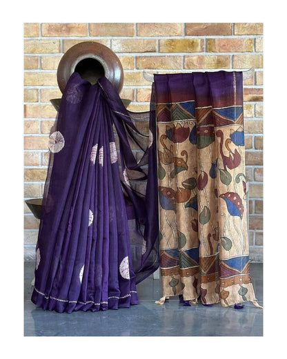 Women Floral Print Saree with Contrast Border
