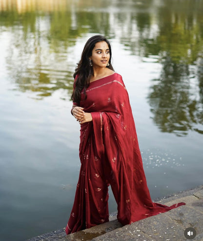 Pure Khadi Viscose Sartin Border Georgette, crafted for New Trends 🪷