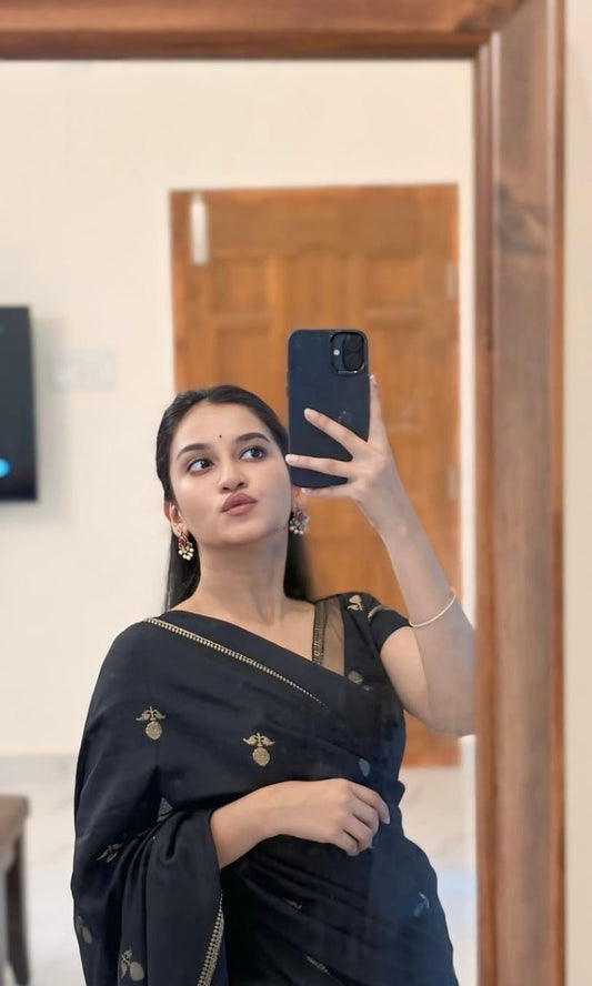 Pure Khadi Viscose Sartin Border Georgette, crafted for New Trends 🪷