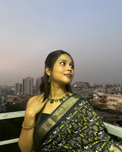 Soft Dola Silk Kalamkari Saree with Worli Print & Sequin Border | Printed Blouse – Swaraas