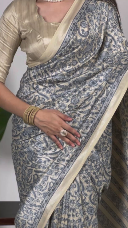 Timeless Tussar silk with graceful prints — a saree that speaks elegance in every drape 🌸